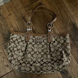 Coach purse. Brown. EUC